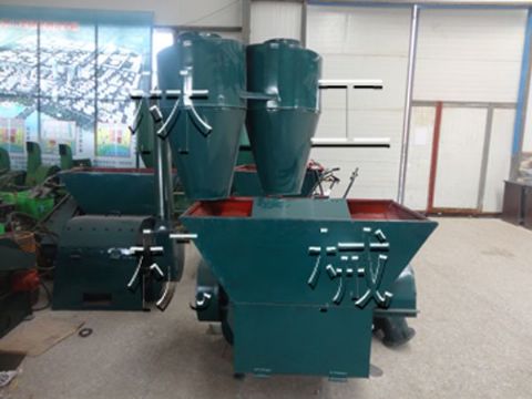 點擊查看詳細信息<br>標題：自動進料粉碎機 閱讀次數(shù)：1687