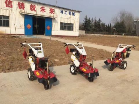 點(diǎn)擊查看詳細(xì)信息<br>標(biāo)題：開(kāi)溝機(jī)　 閱讀次數(shù)：2368