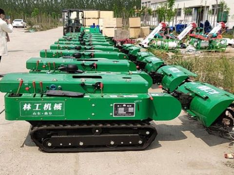 點擊查看詳細(xì)信息<br>標(biāo)題：履帶開溝機　 閱讀次數(shù)：1954