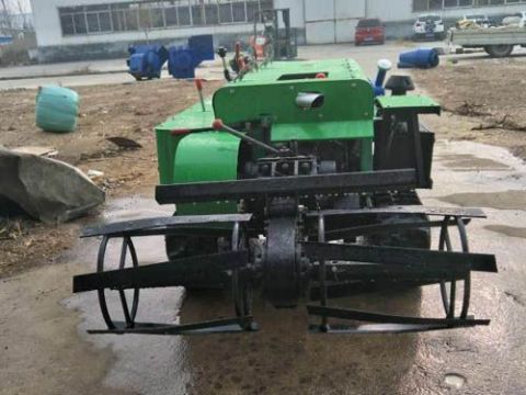 點擊查看詳細(xì)信息<br>標(biāo)題：履帶開溝機　 閱讀次數(shù)：1828