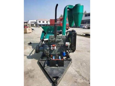 點(diǎn)擊查看詳細(xì)信息<br>標(biāo)題：飼料粉碎機(jī) 閱讀次數(shù)：1960